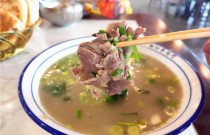 想學羊肉湯？了解學費詳情，低投入高回報，快速上手！