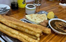 商河縣哪里有學炸油條的？找對地方，做出外脆內軟的油條！