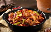 掌握雞公煲核心技術(shù)，精煉烹飪技巧，開(kāi)創(chuàng)美味新天地