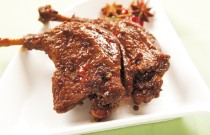周黑鴨學(xué)技術(shù)培訓(xùn)在哪里？創(chuàng)業(yè)者必看，這些地方最靠譜！