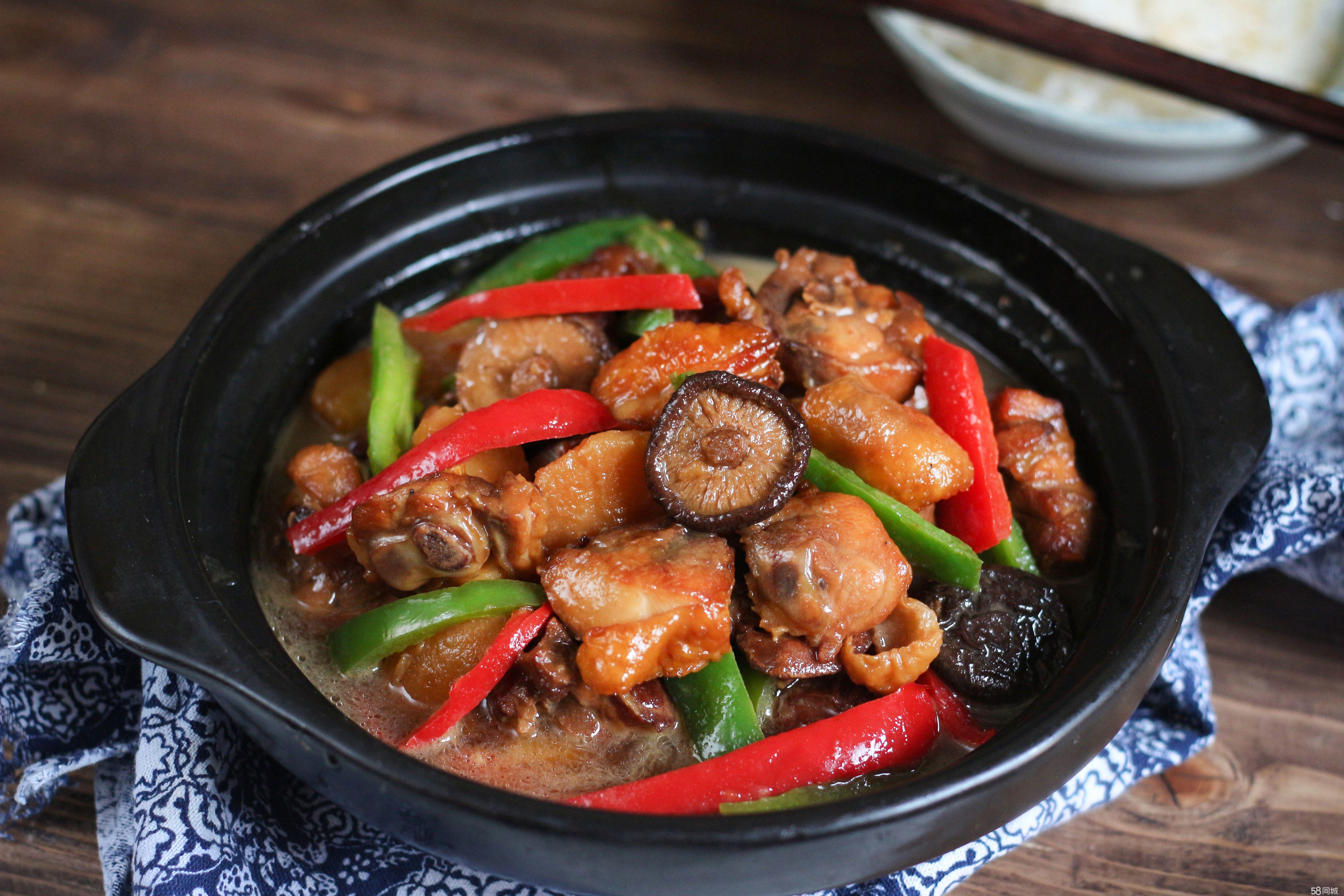 黃燜雞米飯培訓(xùn)去哪學(xué)？來這里，學(xué)到正宗的味道！