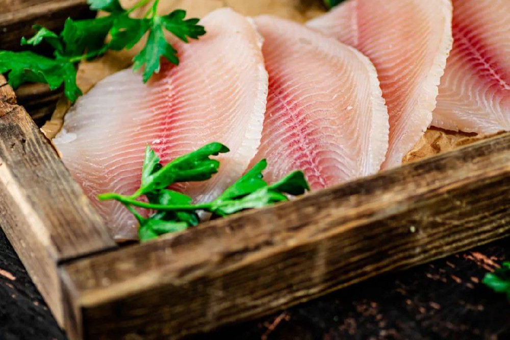 無(wú)刺烤魚的做法：讓你輕松享受美味