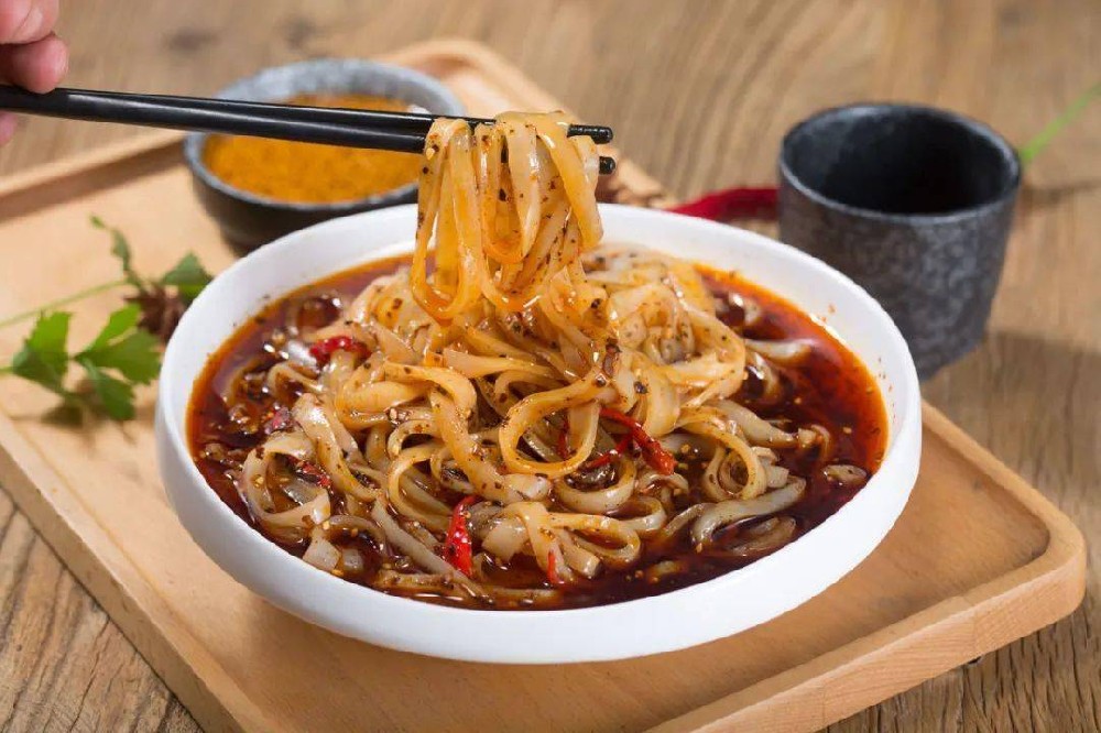 學(xué)漢中面皮要多少學(xué)費？想創(chuàng)業(yè)學(xué)技術(shù)，別被坑了！