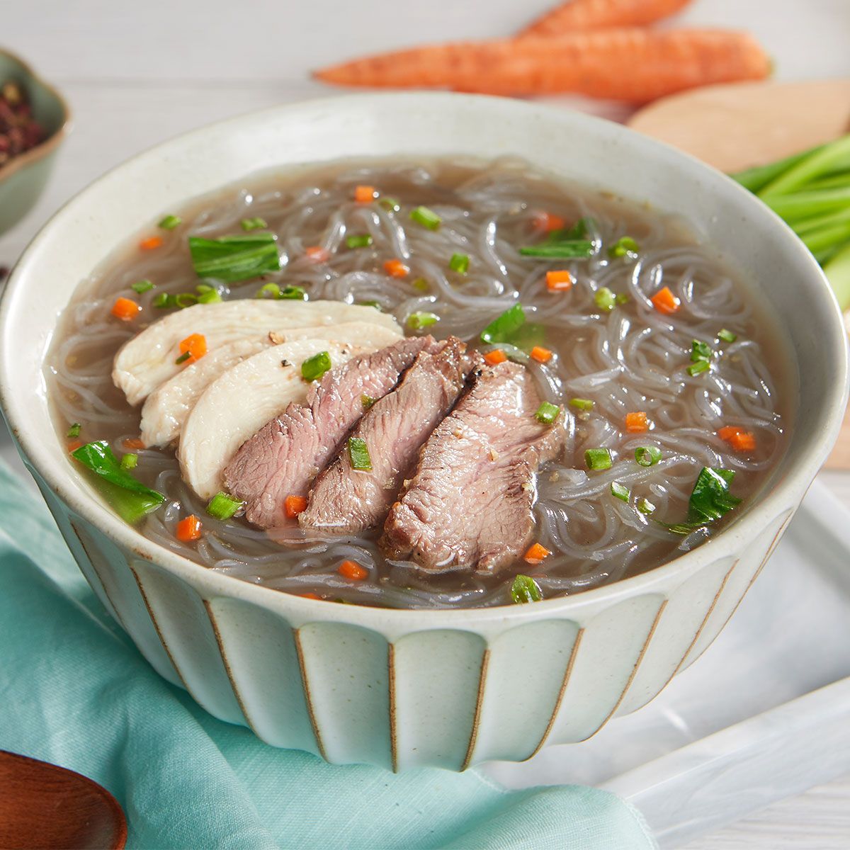 15元一碗牛肉湯能賺多少錢？成本揭秘，利潤真不低！
