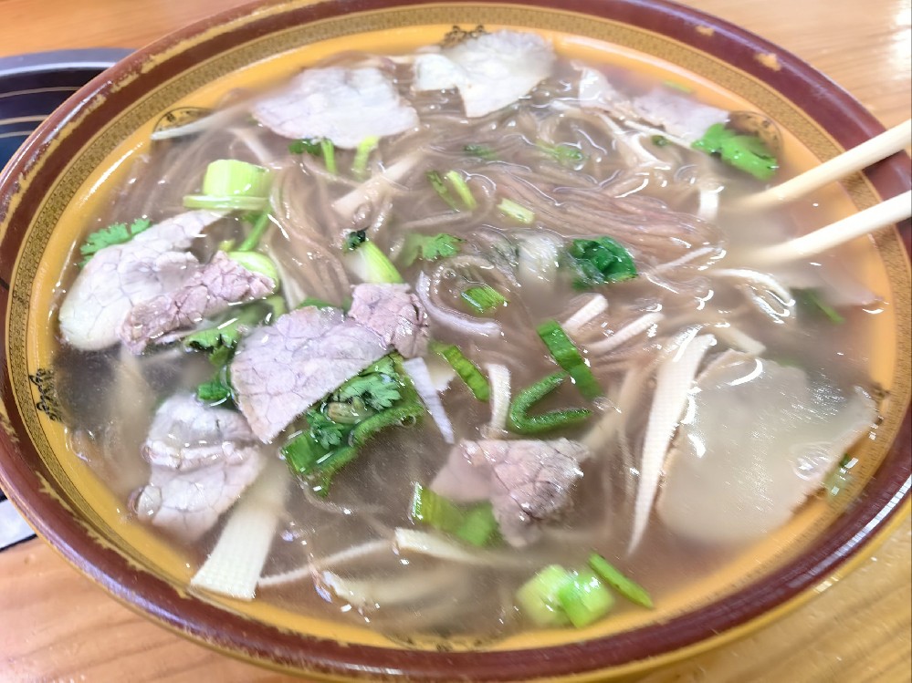 牛肉湯一年能掙三十萬嗎？成本怎么算，前景如何看！