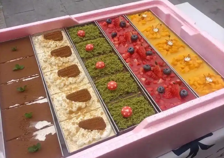 提拉米蘇培訓(xùn)學(xué)校？學(xué)費(fèi)多少，開(kāi)店不愁！