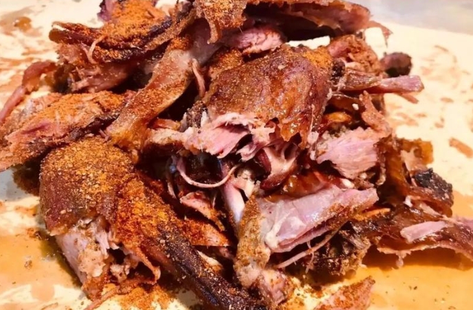 手撕烤鴨為什么便宜？看完就懂了，掌握技術(shù)開店火！