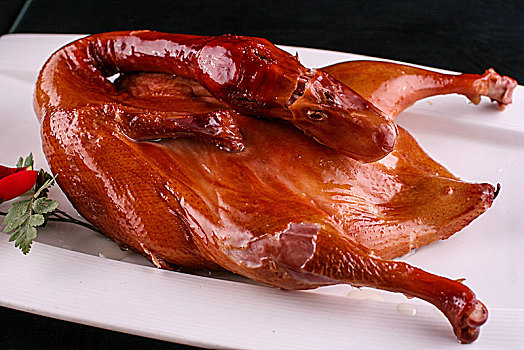 茶油鴨配方轉(zhuǎn)讓靠譜嗎？成本揭秘，做透了才賺錢！