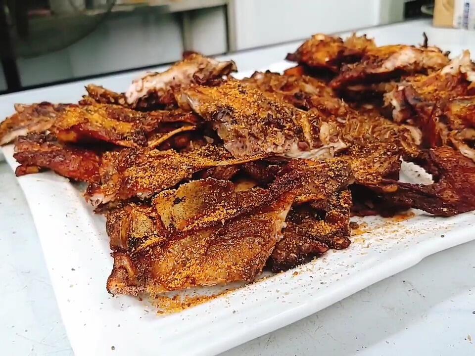 網(wǎng)紅雞架10元一份掙錢嗎？成本分析來了，想干別沖動！