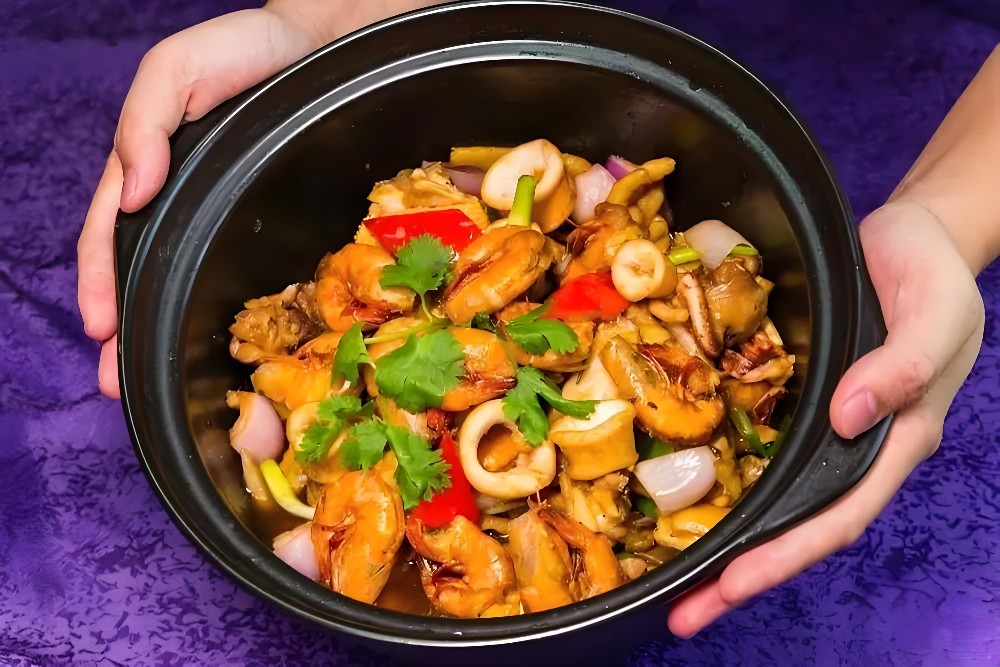 開砂鍋店一年能賺多少？利潤揭秘，爆滿秘訣全公開！