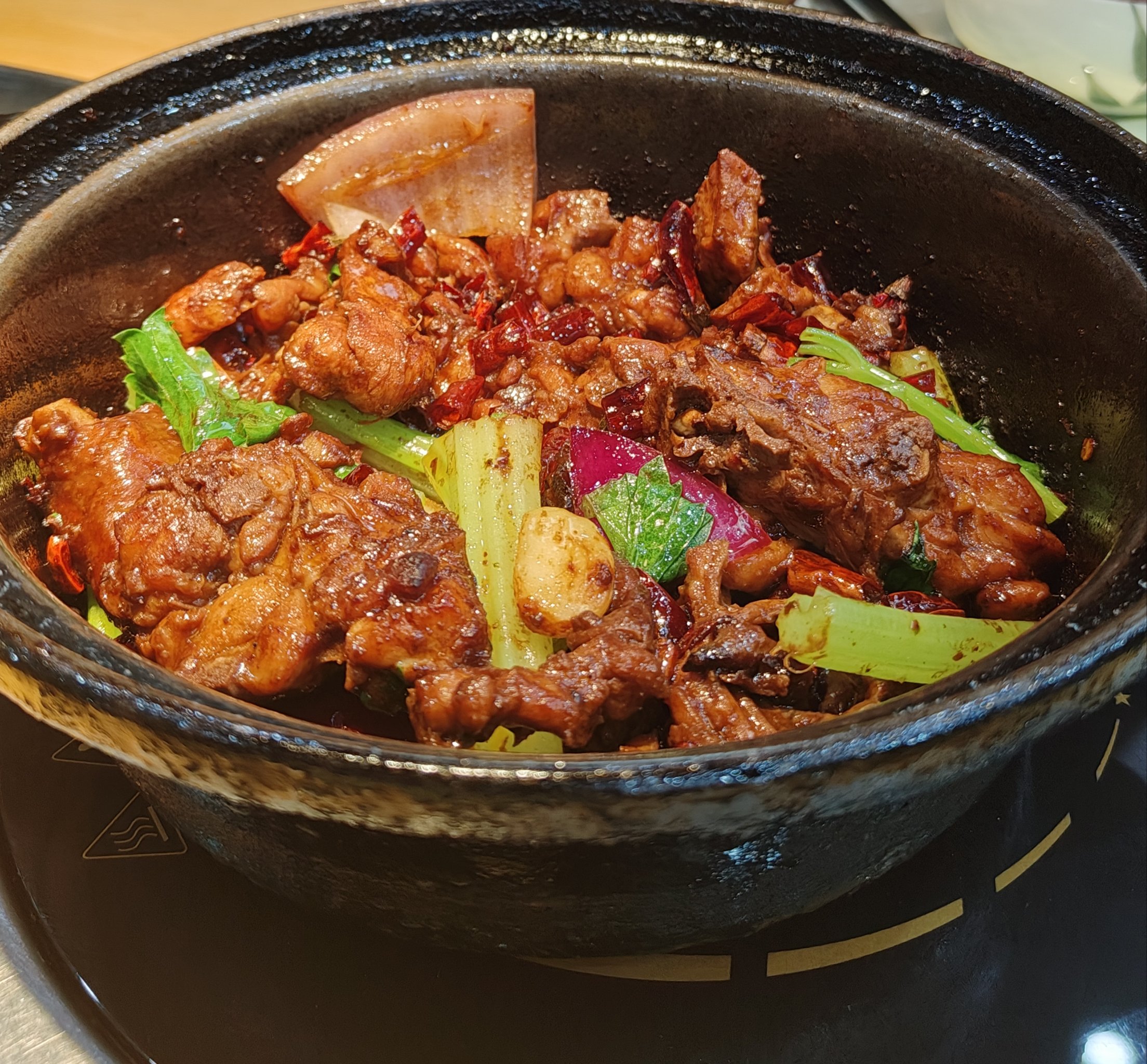 雞公煲一年利潤多少錢？這樣做才賺錢，擺攤開店都能爆單！