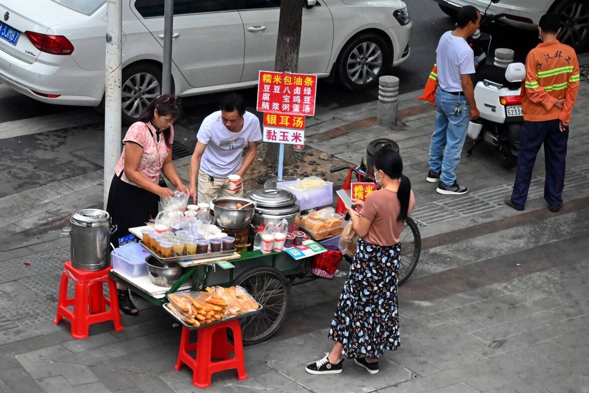 簡單又暴利的擺攤小吃？操作輕松，學(xué)會后天天爆單！