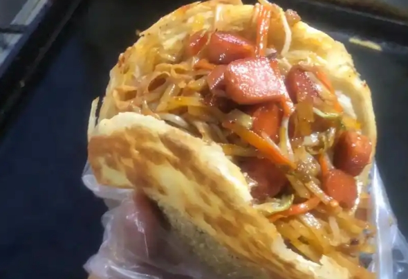 鐵板餅夾菜技術(shù)培訓(xùn)？操作簡單，學(xué)會就能開店賺錢！