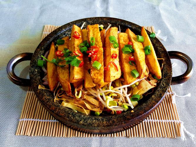 石鍋菜去哪里學(xué)？方法實(shí)用，輕松掌握開店技巧！