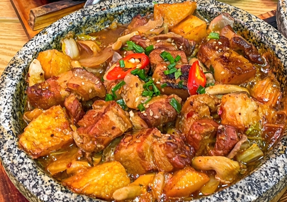 石鍋菜出餐快嗎？流程解析，掌握技巧輕松翻臺！