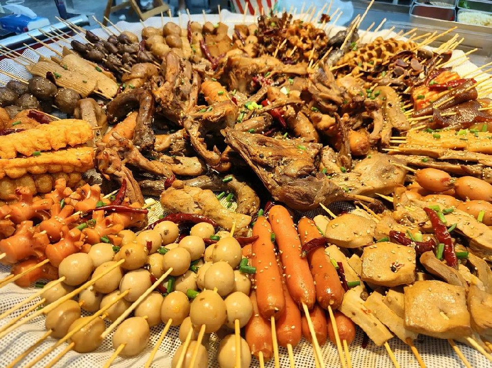 熱鹵串串的做法及配料：掌握這手藝，新手也能在家開(kāi)店！