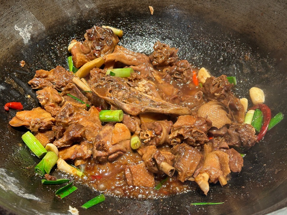 地鍋雞的利潤是多少？親身摸索后告訴你真實數(shù)字和賺錢秘訣