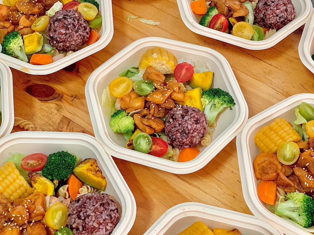 輕食簡(jiǎn)餐培訓(xùn)班多少錢？?jī)r(jià)格揭秘，幫你算清投入成本！