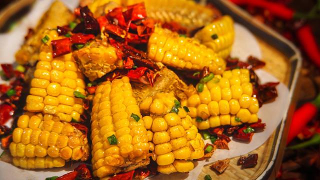 60 根玉米做脆皮小吃 20 分鐘售罄，創(chuàng)業(yè)成功有妙招