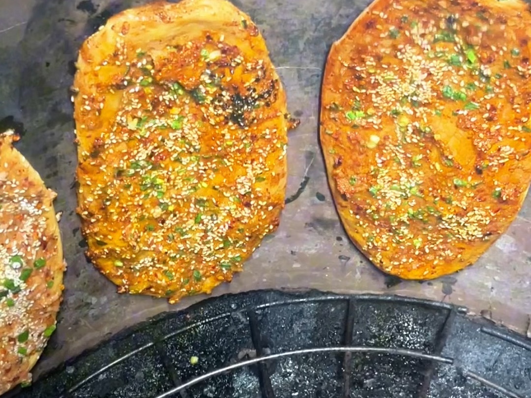 擺攤賣燒餅?zāi)甏姘偃f！500元成本日入2800+，小生意藏大機(jī)會(huì)