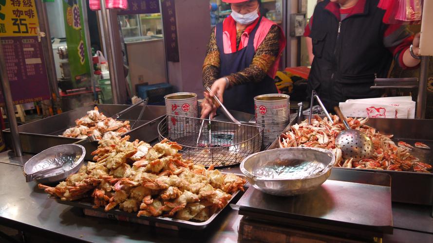 適合擺攤的新型小吃？技術(shù)標(biāo)準(zhǔn)化+簡單上手，讓你快速出攤！