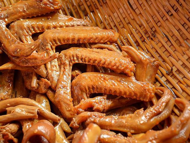 為什么鹵鴨貨比鹵肉類更賺錢？出品結(jié)構(gòu)和損耗率完全不同