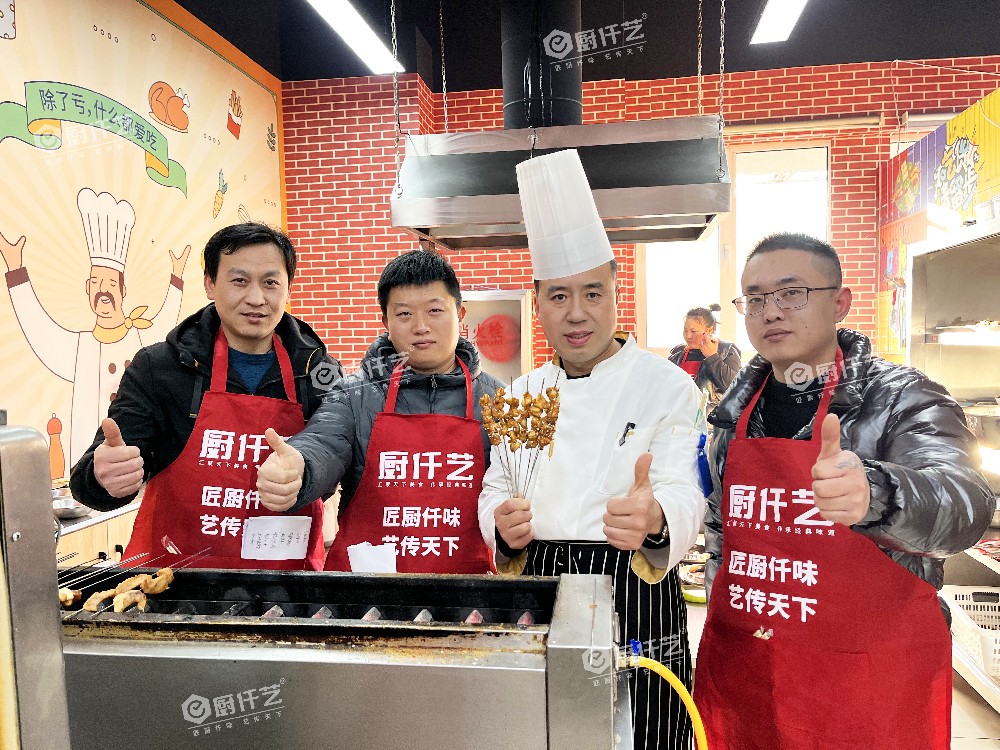 學(xué)燒烤好嗎？想做烤肉生意，學(xué)烤肉技術(shù)必須了解的3個(gè)關(guān)鍵點(diǎn)
