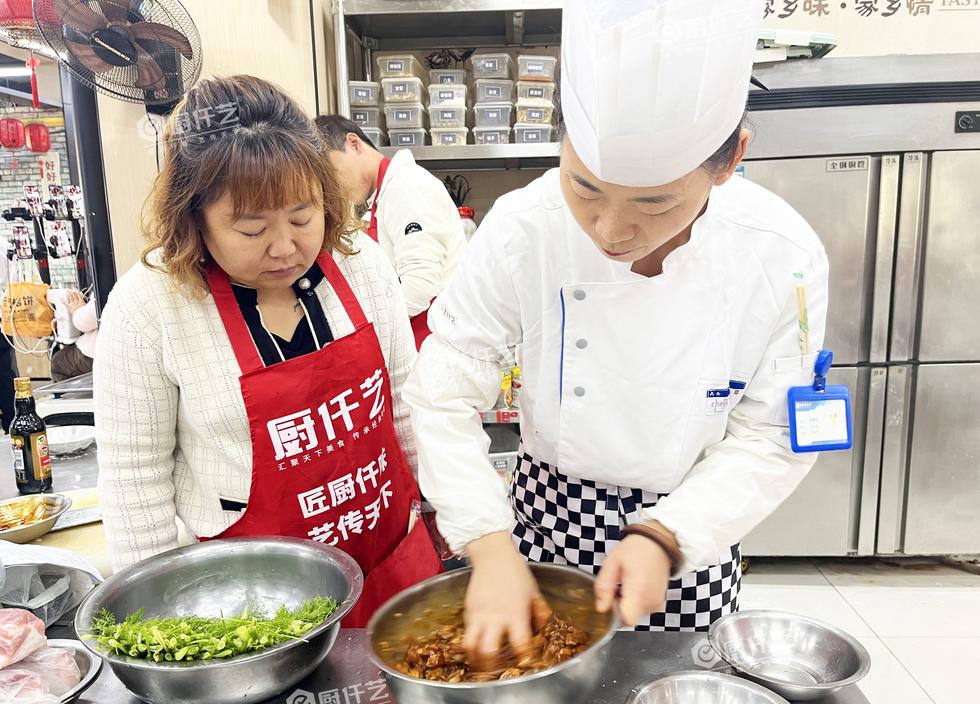 學做早餐包子培訓多少錢？想開早餐店的人，先把這筆學費想明白
